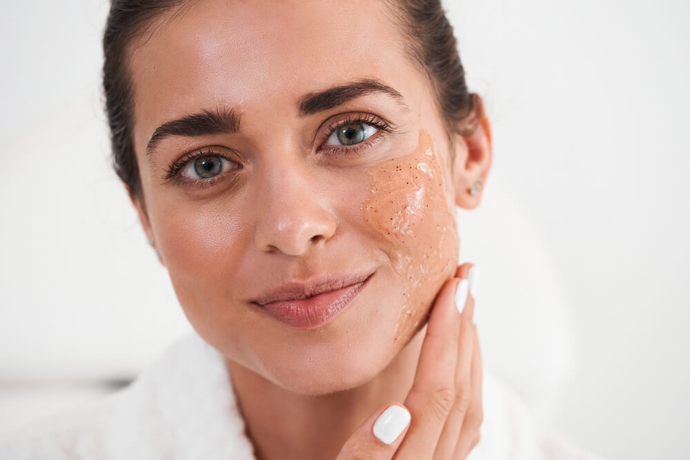 Do peeling gels really peel off my skin?